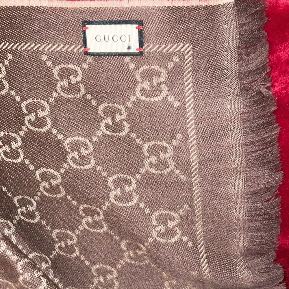 NWOT Gucci wool scarf